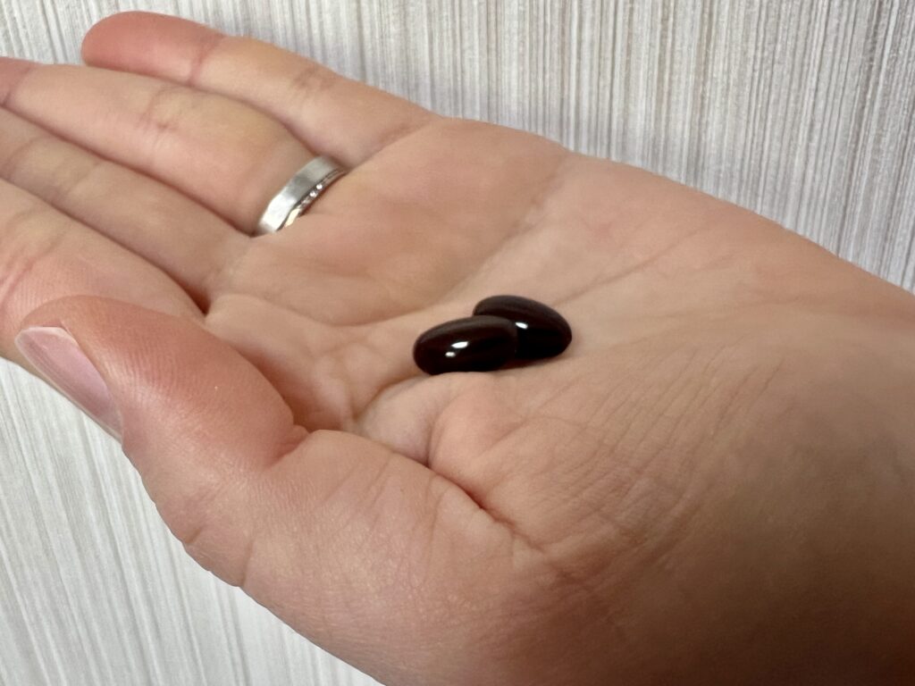 えがおの黒酢黒にんにくの口コミ体験談！飲み方や副作用を感じたか体験談をご紹介